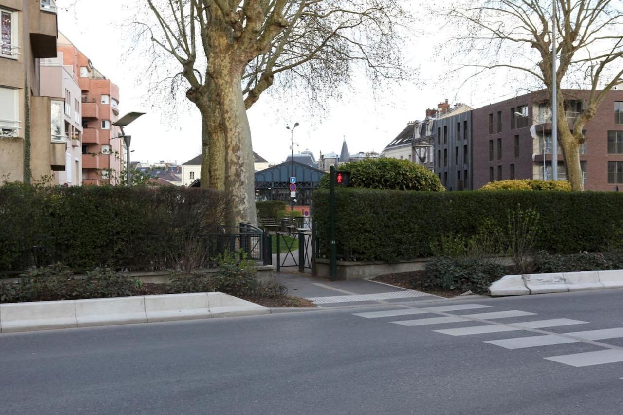 Studio Hyper Centre Ville Epernay - Champagne Exterior foto